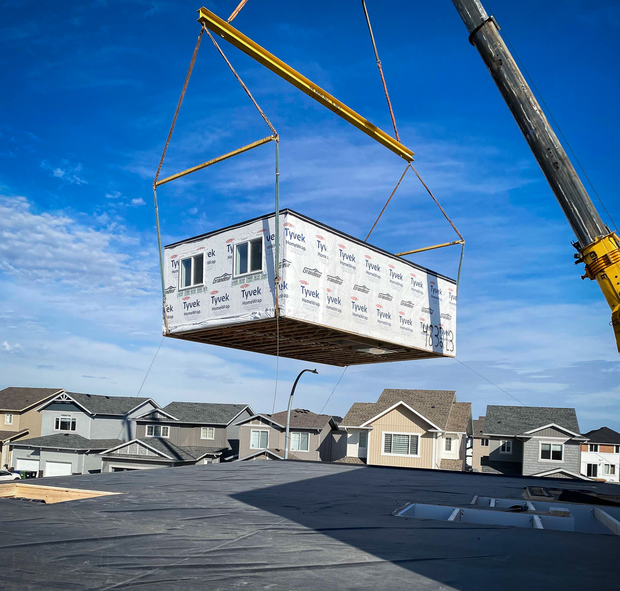 received_1210725630046730-4